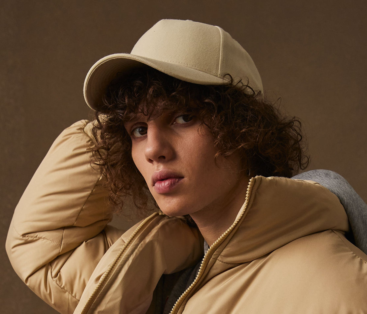 FLEXFIT 5-PANEL PREMIUM CURVED VISOR SNAPBACK CAP