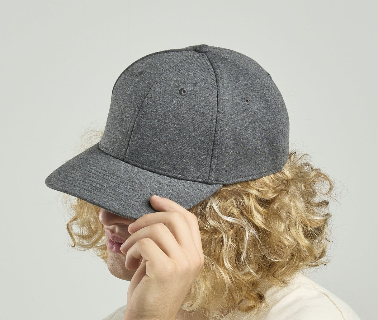 ATLANTIS HEADWEAR FEED