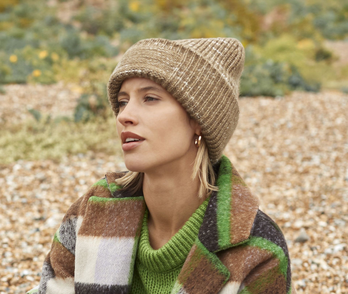BEECHFIELD CHUNKY KNITTED PATCH BEANIE