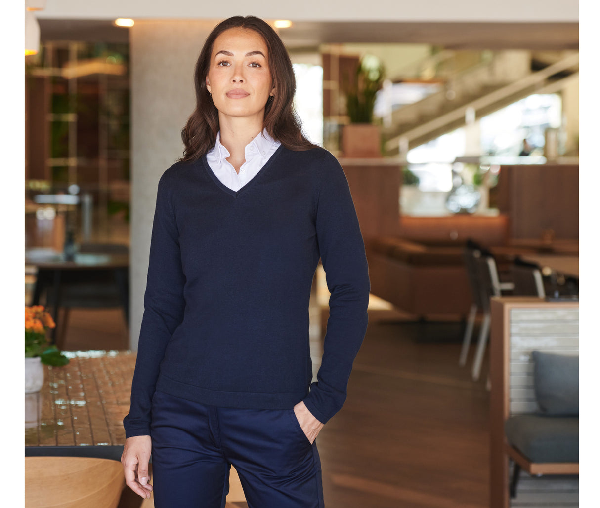 HENBURY LADIES' V-NECK JUMPER