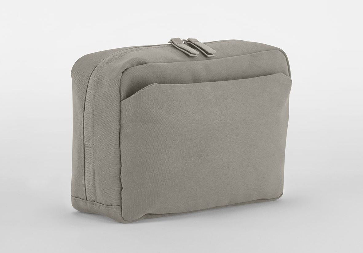 QUADRA STOCKHOLM TECH ORGANISER