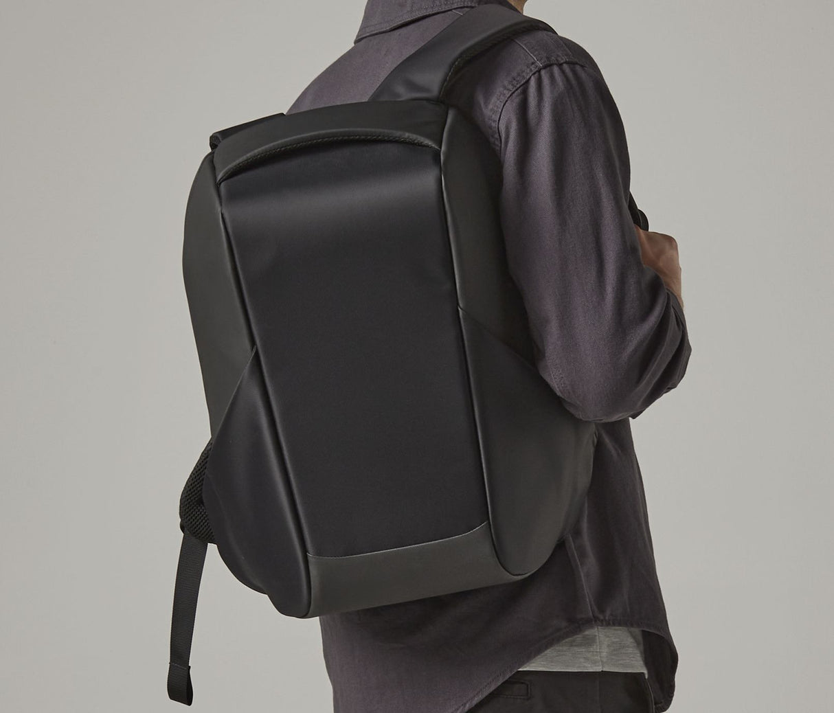 QUADRA PROJECT CHARGE SECURITY BACKPACK