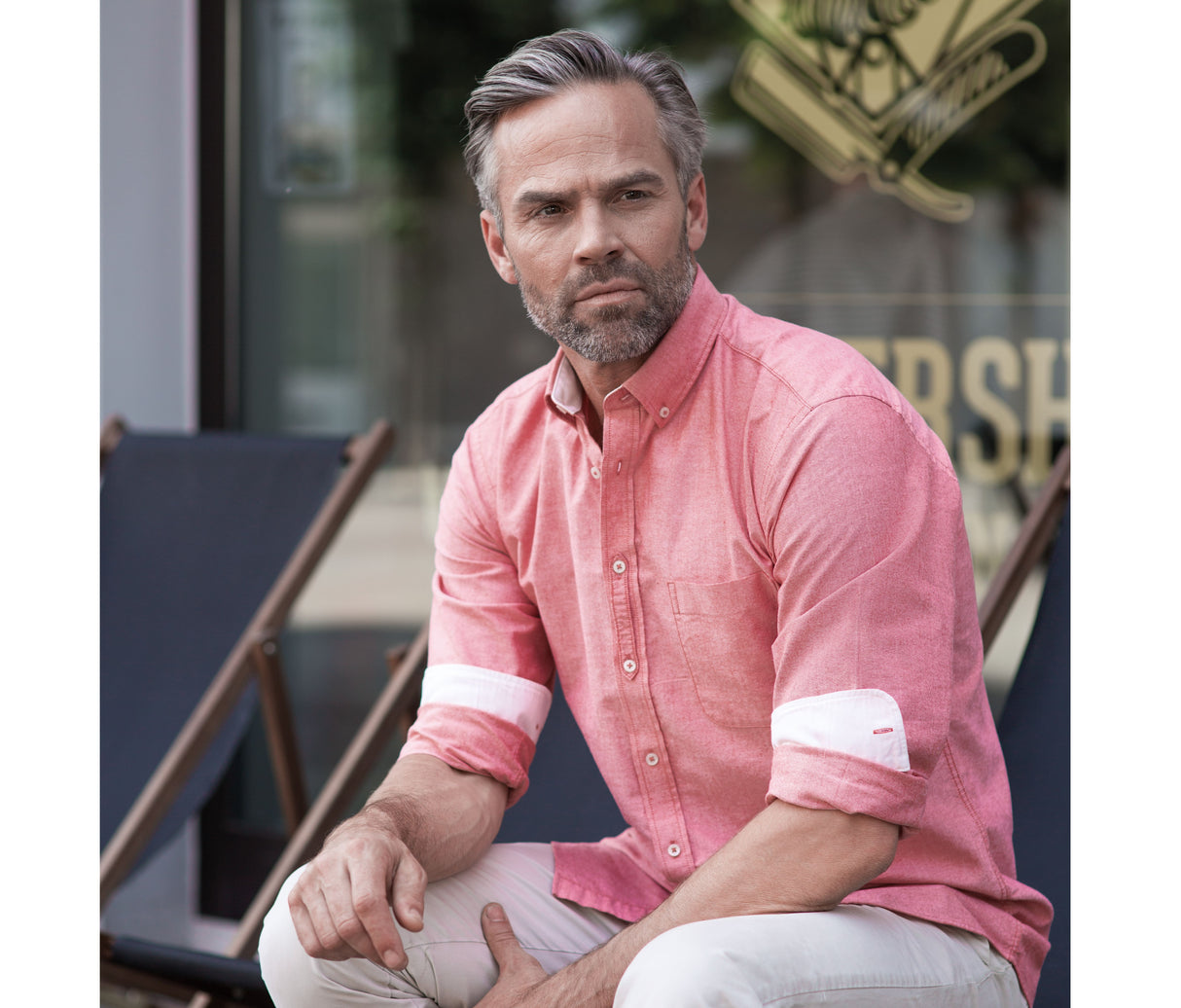 RUSSELL COLLECTION MEN'S LONG SLEEVE TAILORED WASHED OXFORD SHIRT