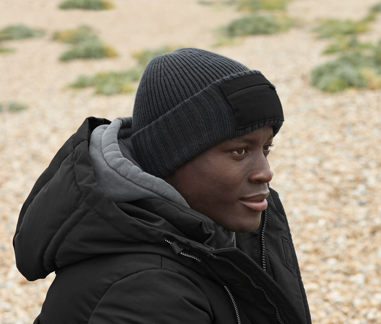 BEECHFIELD ZIP PATCH BEANIE