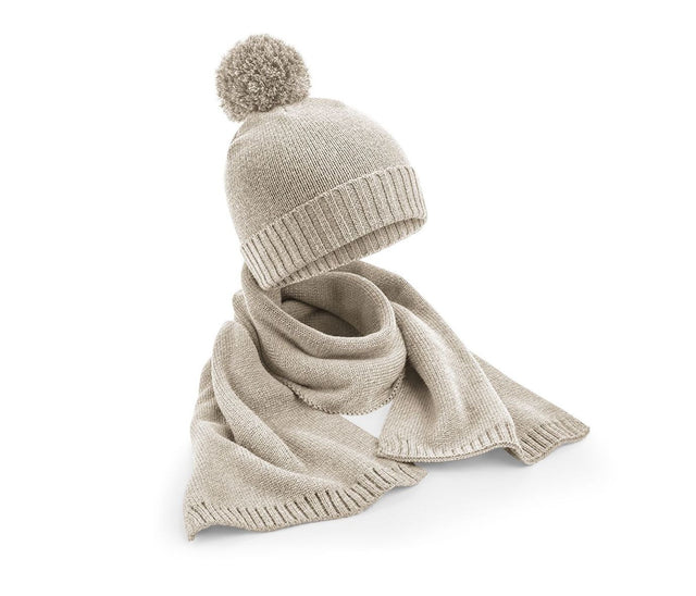 KNITTED SCARF AND BEANIE GIFT SET