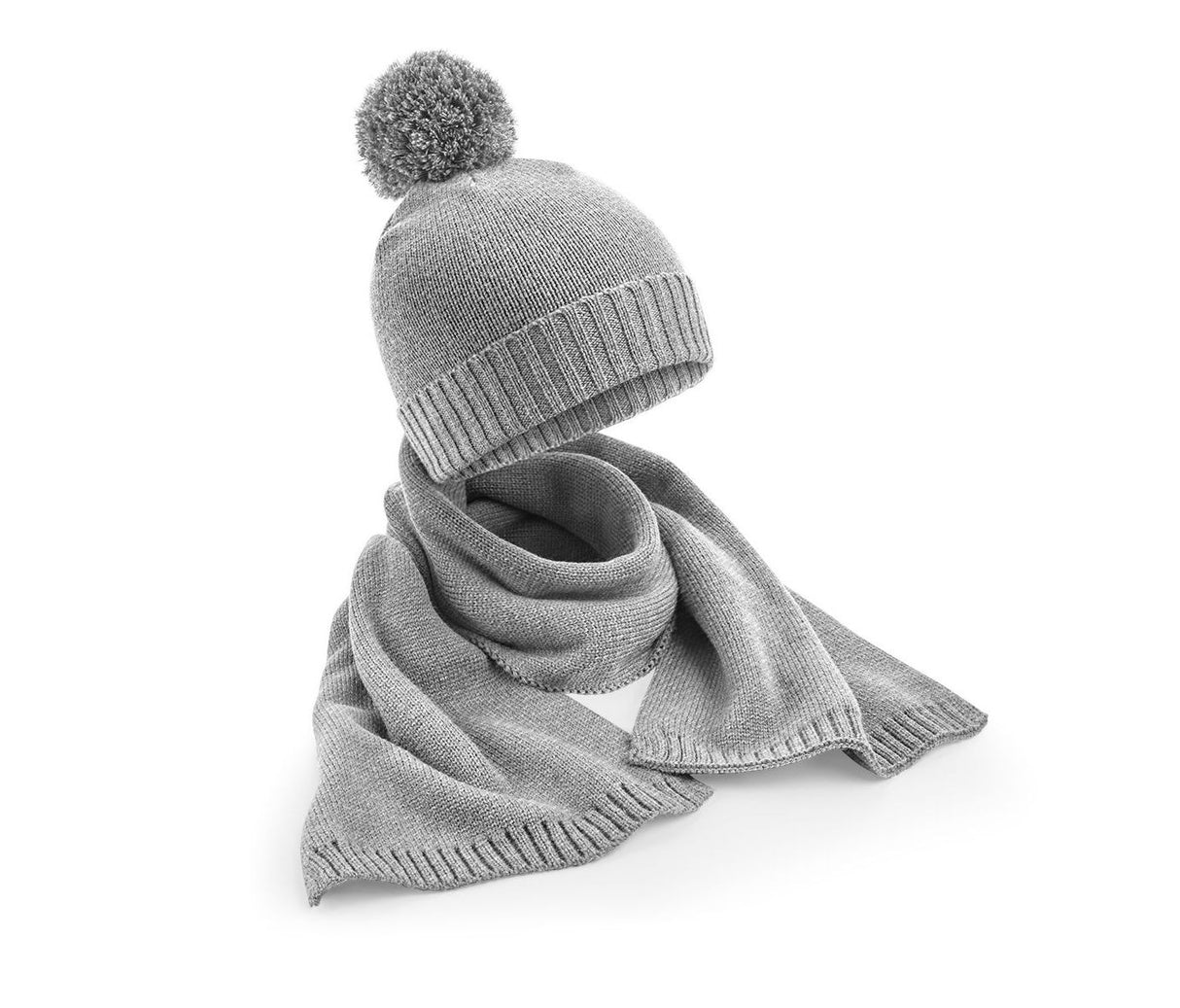BEECHFIELD KNITTED SCARF AND BEANIE GIFT SET