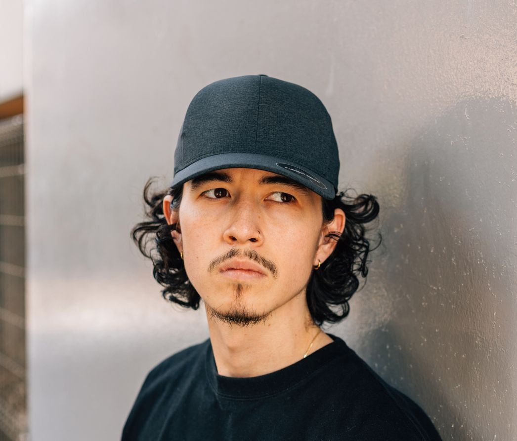 FLEXFIT FLEXFIT DELTA CARBON CAP