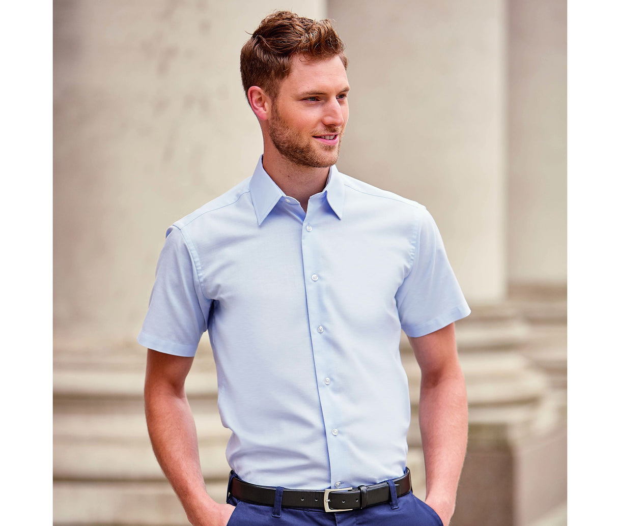 RUSSELL COLLECTION MEN'S SHORT SLEEVE TAILORED OXFORD SHIRT