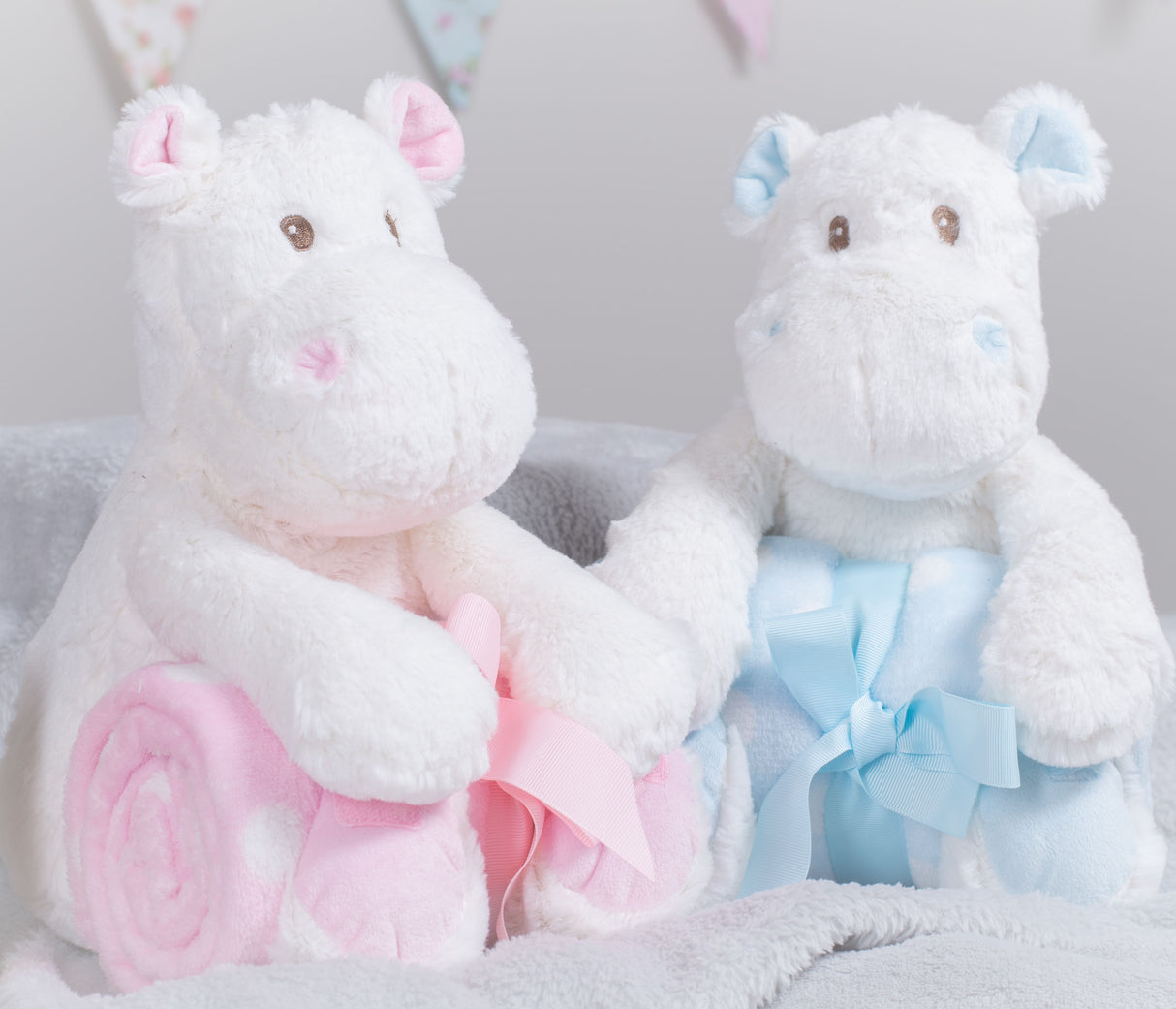 MUMBLES HIPPO WITH BLANKET