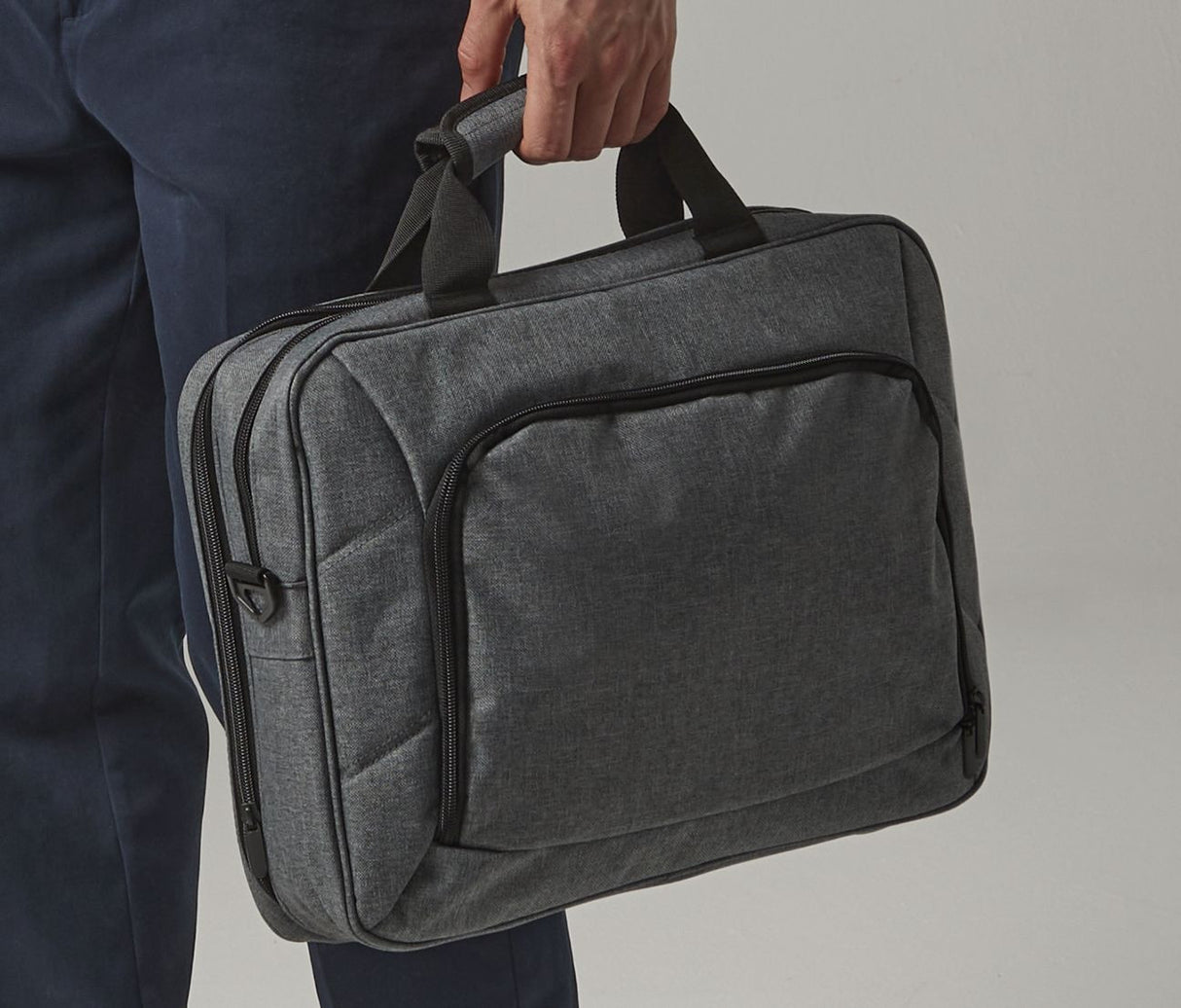 QUADRA EXECUTIVE DIGITAL OFFICE