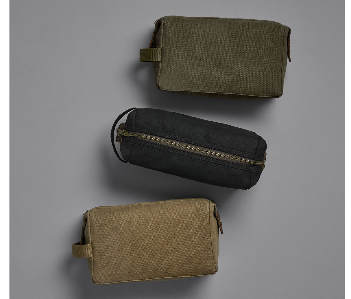 QUADRA HERITAGE WAXED CANVAS WASH BAG