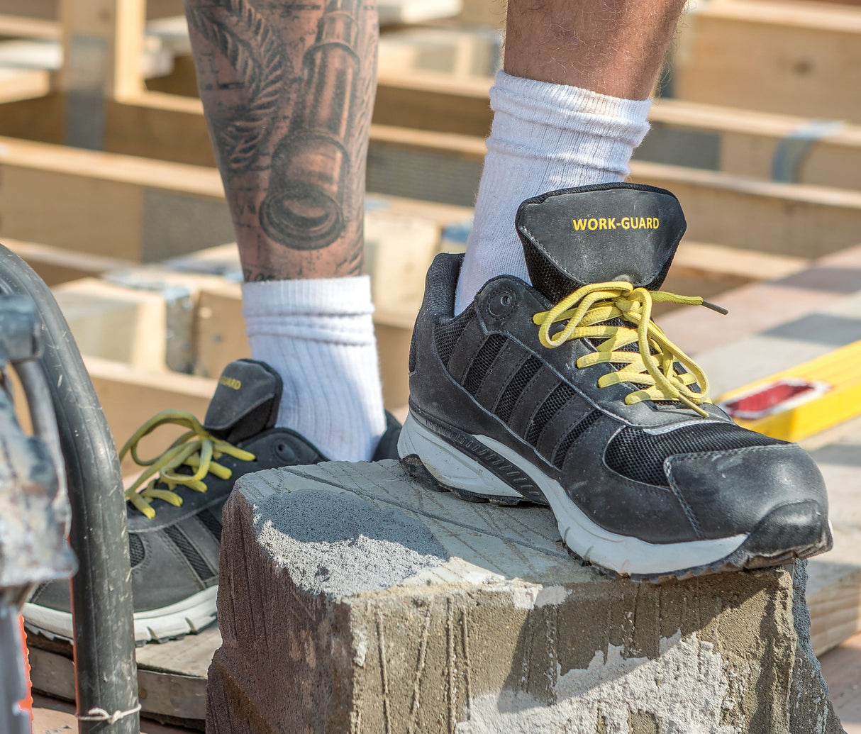 RESULT LIGHTWEIGHT SAFETY TRAINER